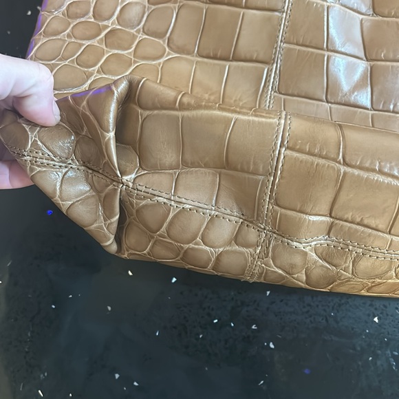 HUGE FURLA BAG - Picture 7 of 9